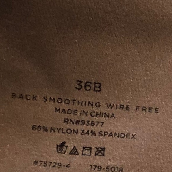 Bra, back soothing wire free sooo soft! Size 36B - Picture 5 of 5